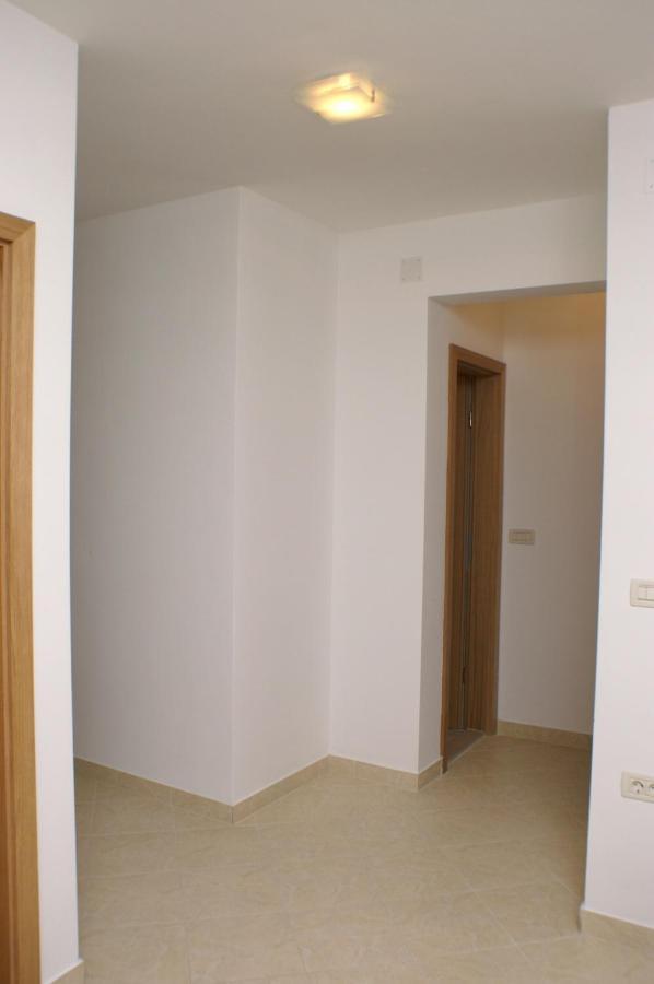 Apartments By The Sea Supetar, Brac - 4274 Екстер'єр фото