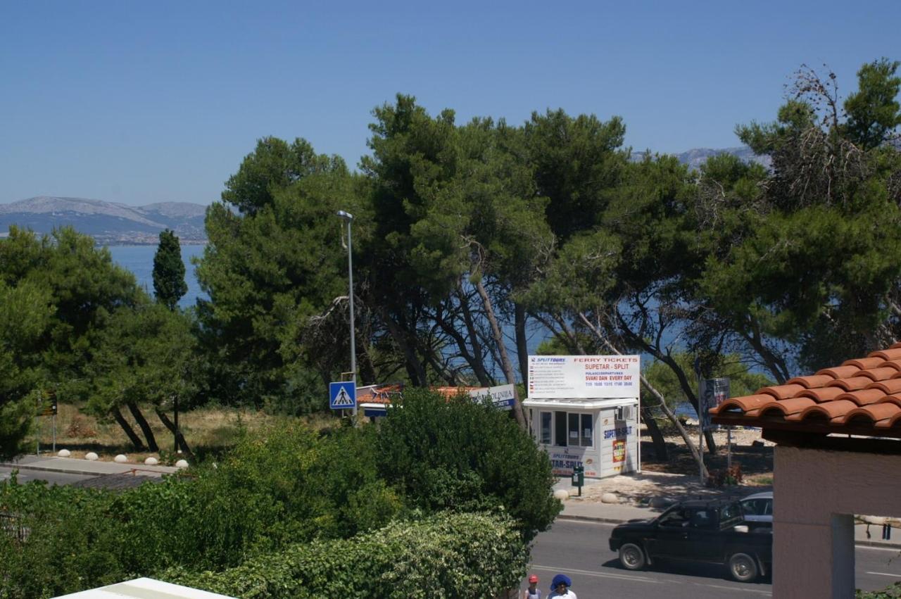 Apartments By The Sea Supetar, Brac - 4274 Екстер'єр фото